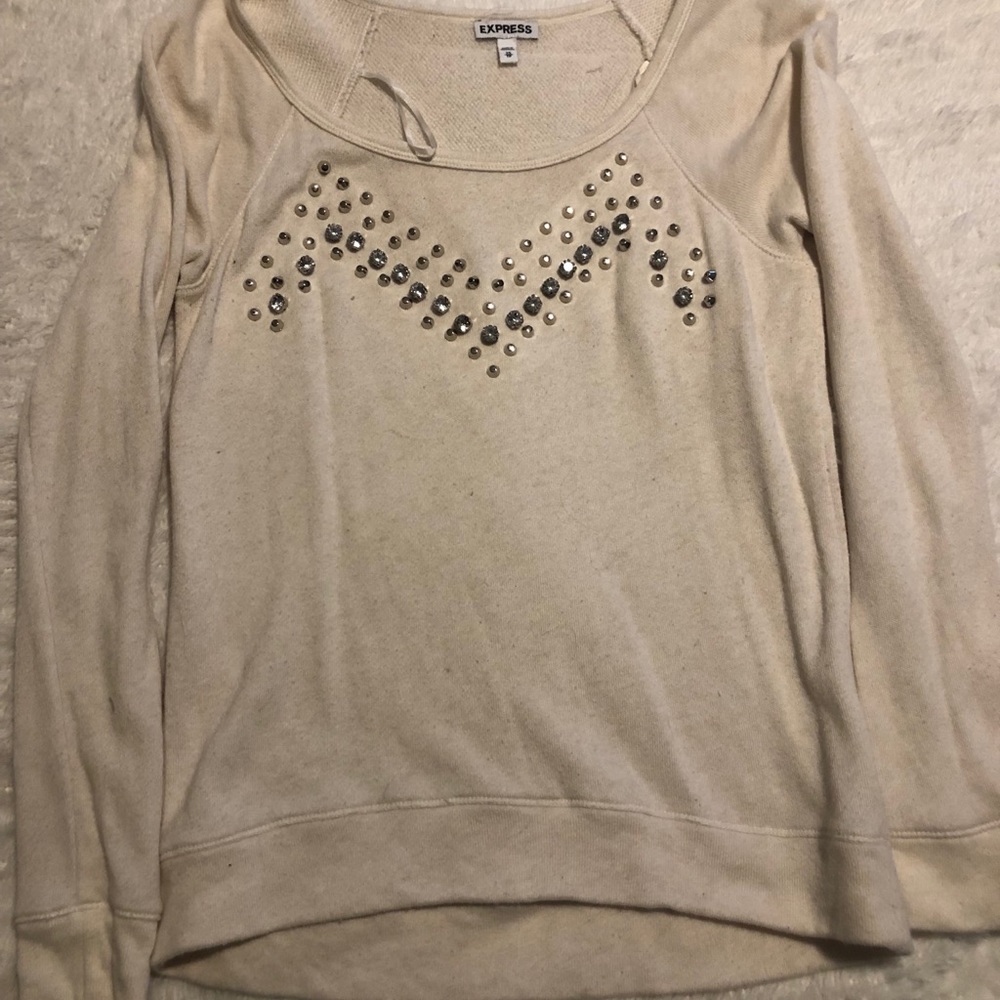 Lightweight sweater